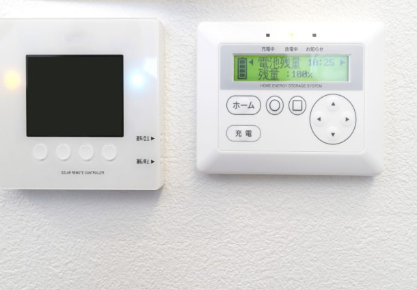 太陽光発電と蓄電池の組み合わせがおすすめな理由。電気代、売電、停電時にどれだけメリットがあるの?